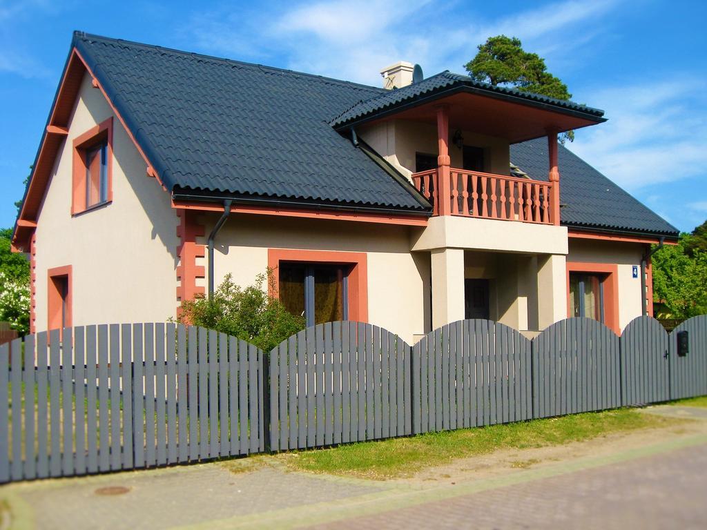 Romance Ventspils Exteriör bild